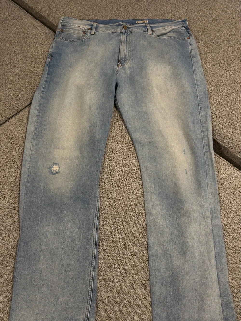 Polo Ralph Lauren York Classic Jeans Mens 38x34 Light Wash Distressed Denim 2010